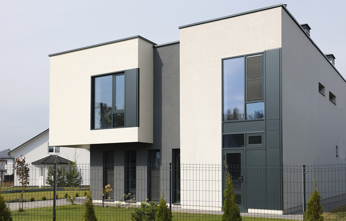 Разбираем мифы о&nbsp;холодном и&nbsp;недолговечном алюминии на&nbsp;примере реального дома